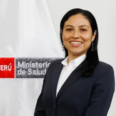 Dr July Esther Caballero Peralta